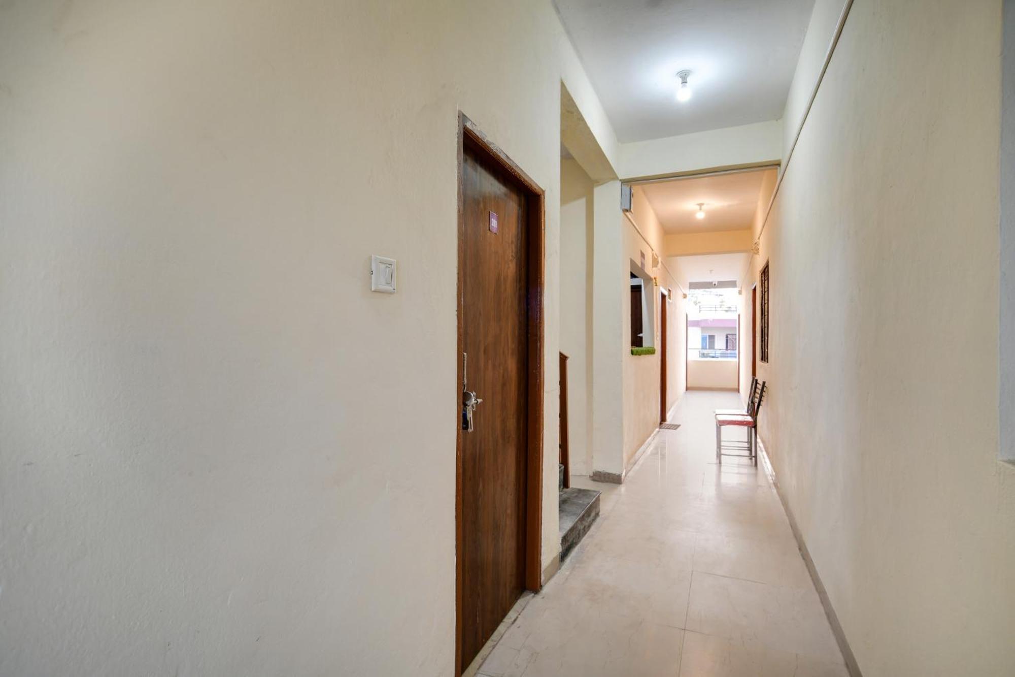 Hotel O Nitya Indore Esterno foto